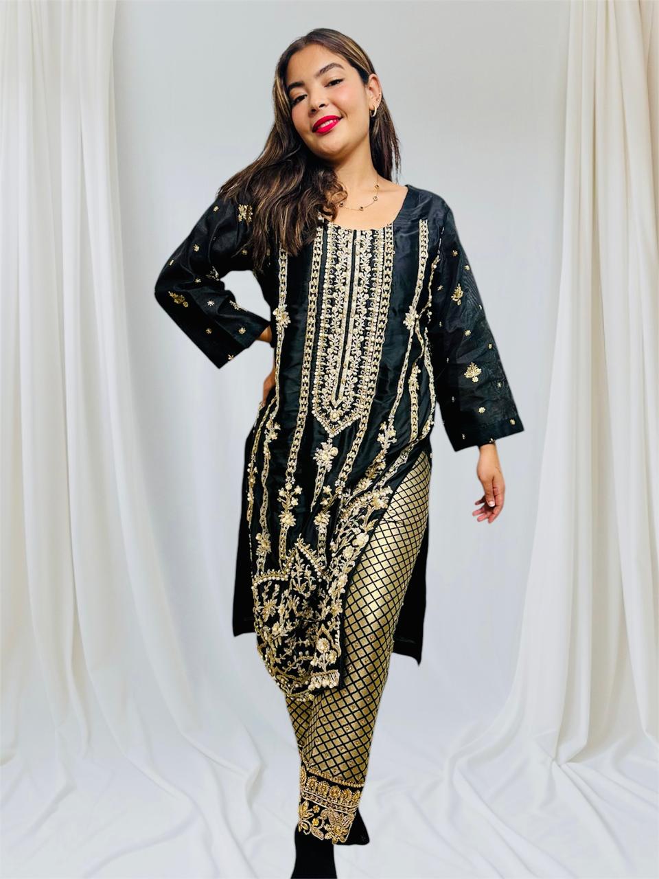 Robe Pakistanaise Traditionnelle Élégante 06